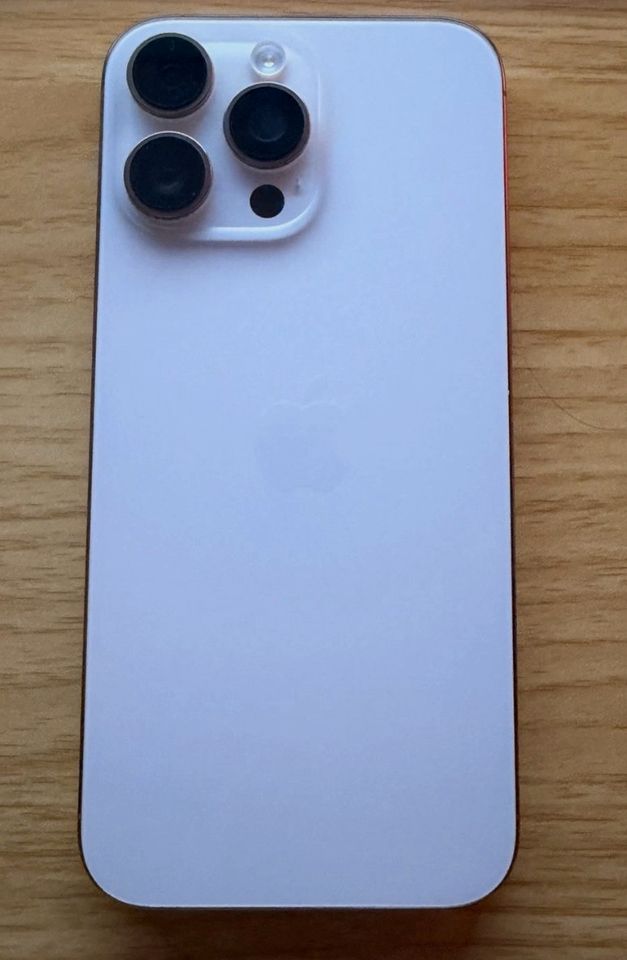 iPhone 16 Pro Max – Foto des angebotenen Geräts